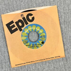 Vintage 45 RPM record Charlie Rich‎ June 1972 epic records